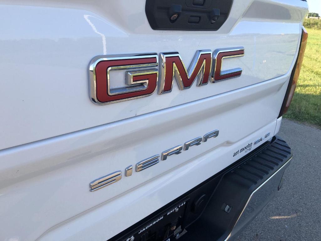 used 2022 GMC Sierra 2500 car, priced at $43,987