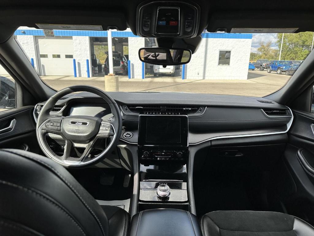 used 2024 Jeep Grand Cherokee L car, priced at $29,677
