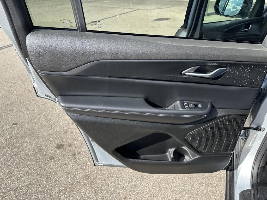 used 2024 Jeep Grand Cherokee L car, priced at $29,677