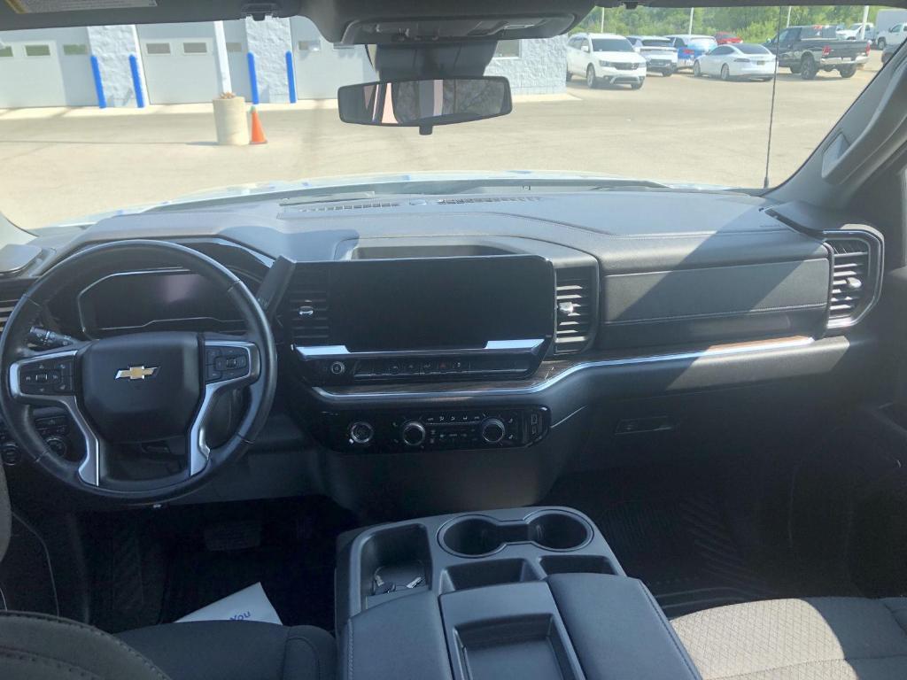 used 2022 Chevrolet Silverado 1500 car, priced at $33,845