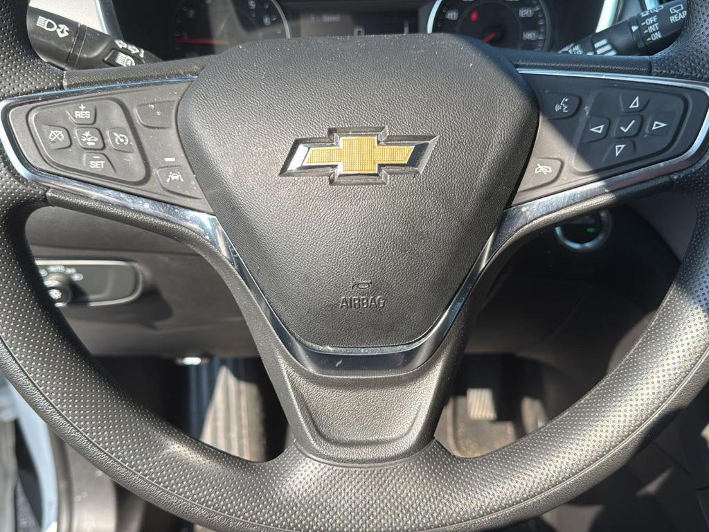 used 2023 Chevrolet Equinox car, priced at $19,915