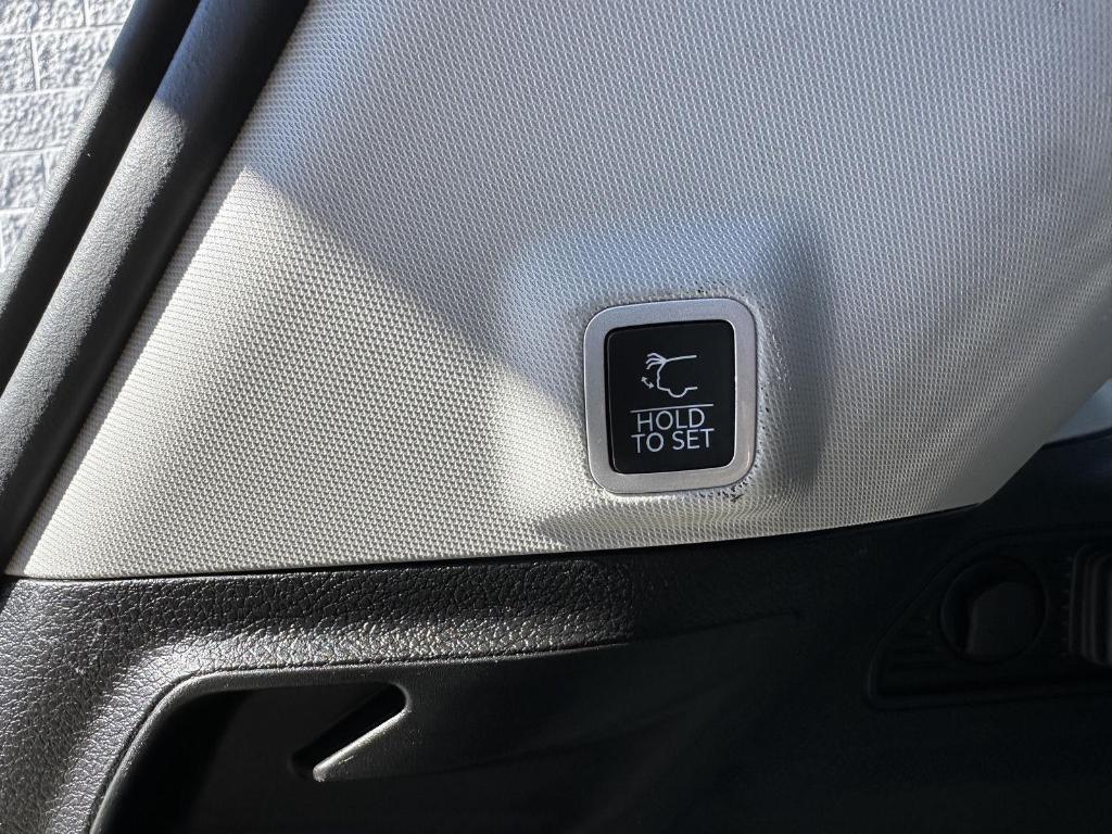 used 2023 Jeep Grand Cherokee car, priced at $28,435