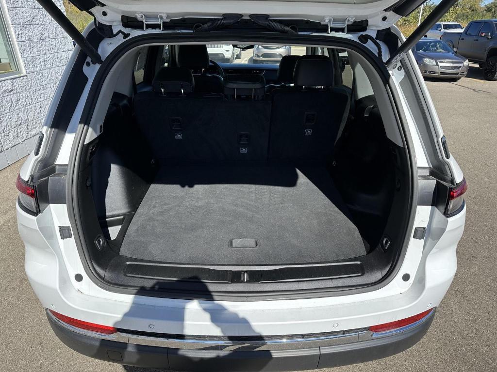 used 2023 Jeep Grand Cherokee car, priced at $28,435