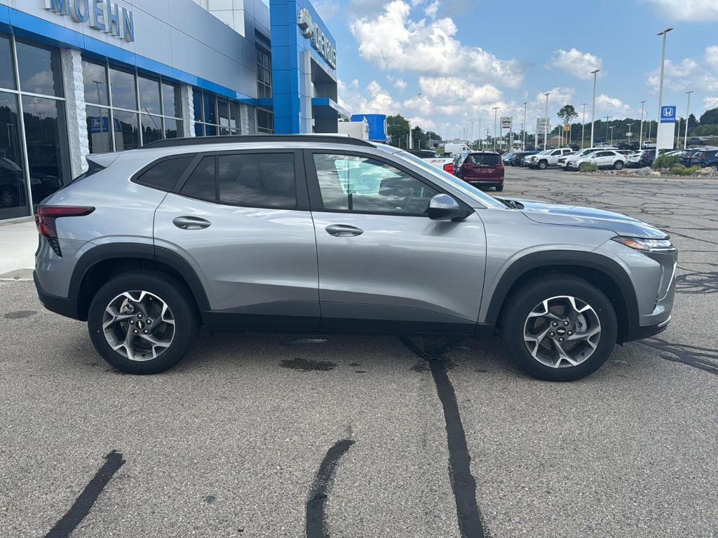 used 2024 Chevrolet Trax car, priced at $23,787