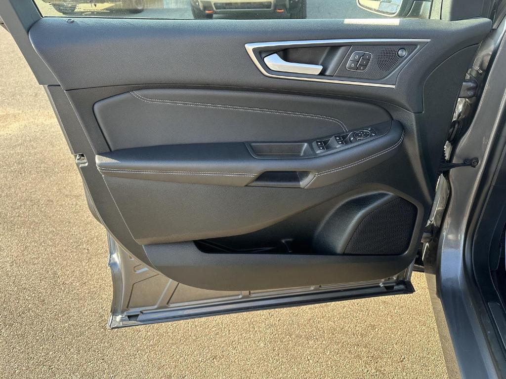 used 2024 Ford Edge car, priced at $27,677
