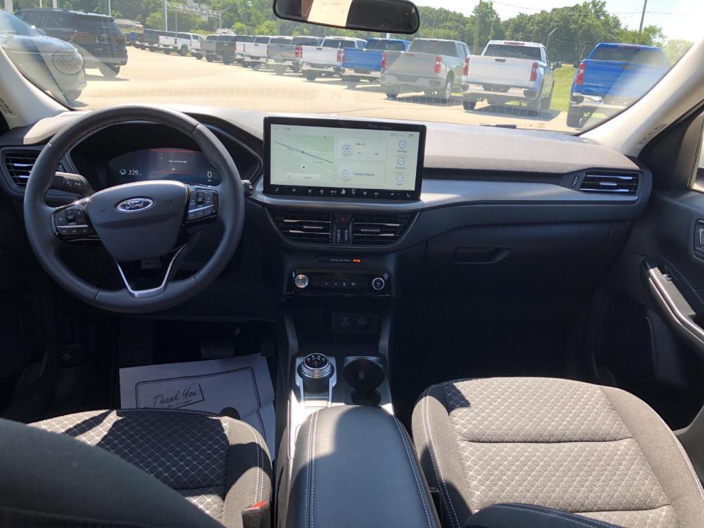 used 2023 Ford Escape car, priced at $25,897