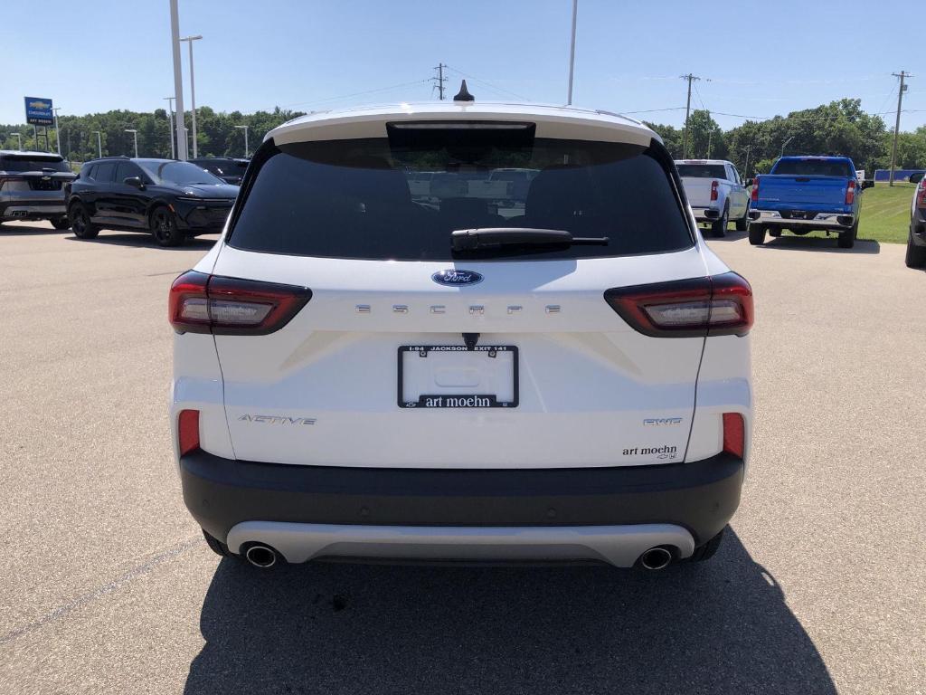 used 2023 Ford Escape car, priced at $25,897
