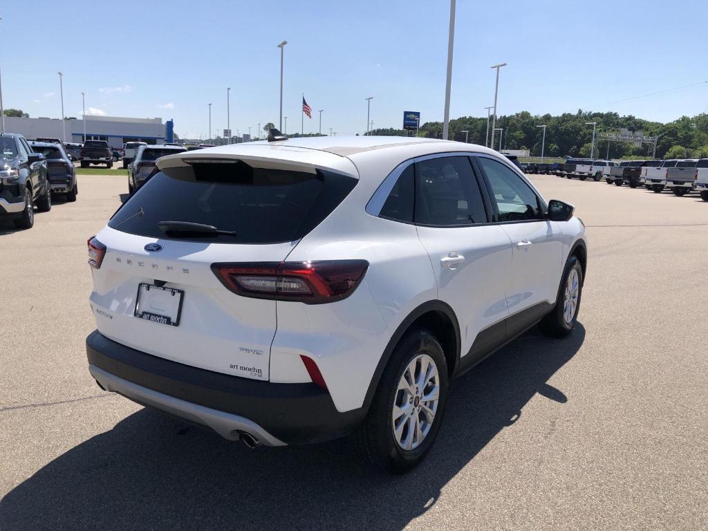 used 2023 Ford Escape car, priced at $25,897