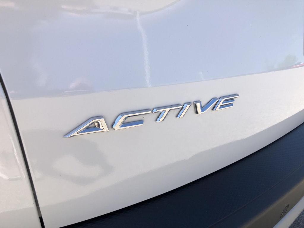 used 2023 Ford Escape car, priced at $25,897