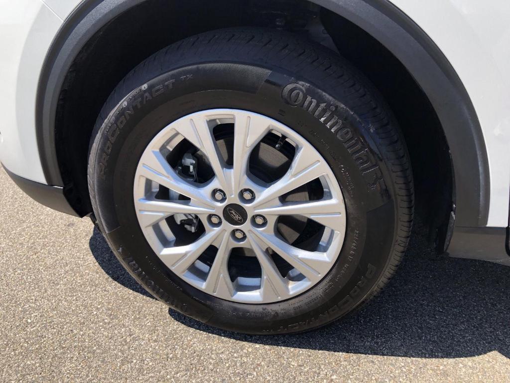 used 2023 Ford Escape car, priced at $25,897