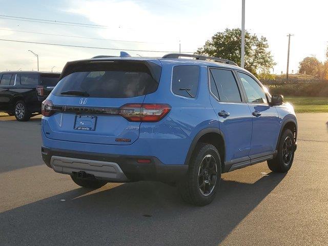 new 2025 Honda Pilot car, priced at $52,000