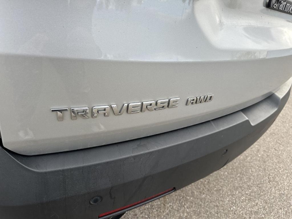 used 2018 Chevrolet Traverse car, priced at $9,989
