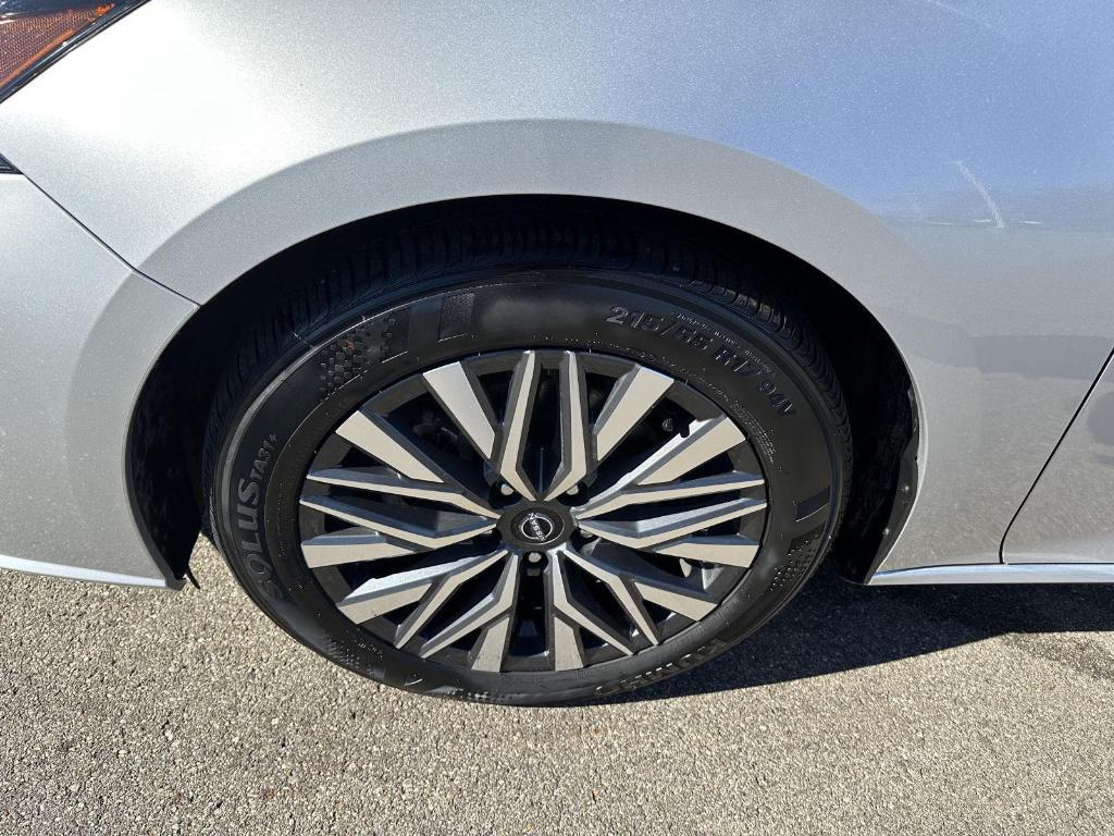 used 2024 Nissan Altima car, priced at $19,489