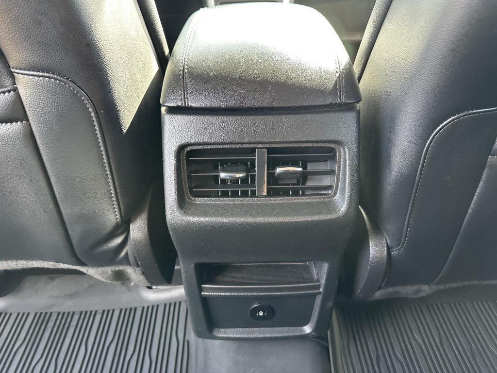 used 2023 Ford Edge car, priced at $18,495