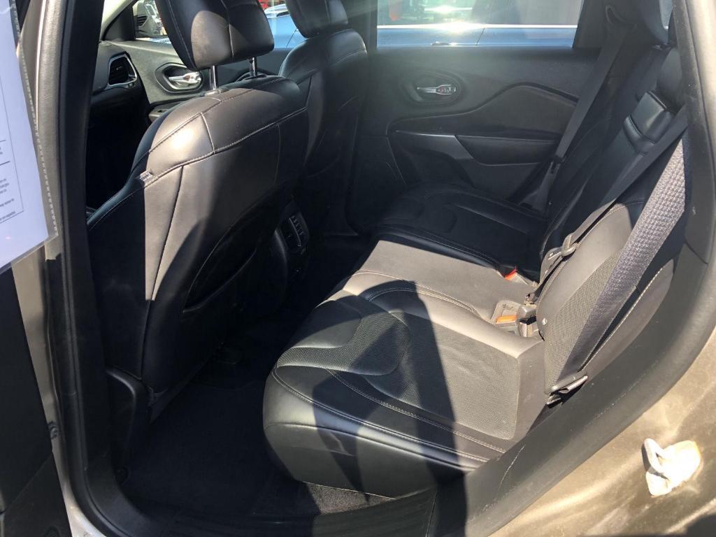 used 2019 Jeep Cherokee car, priced at $13,985