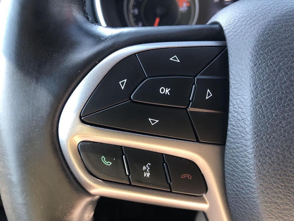 used 2019 Jeep Cherokee car, priced at $13,985