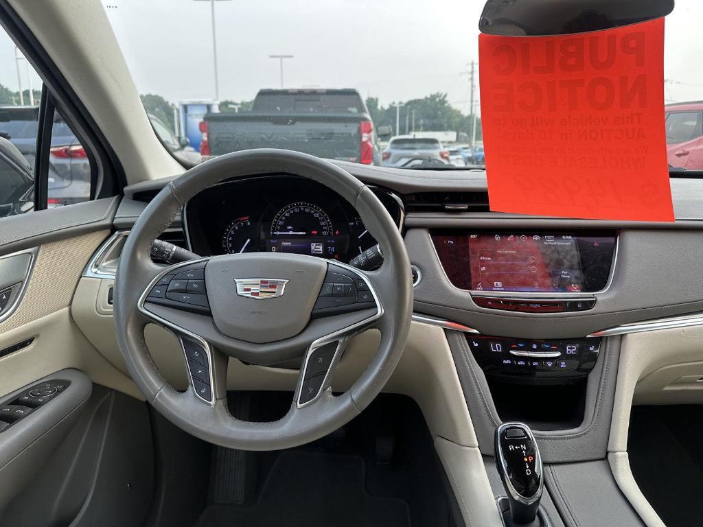 used 2017 Cadillac XT5 car, priced at $14,489