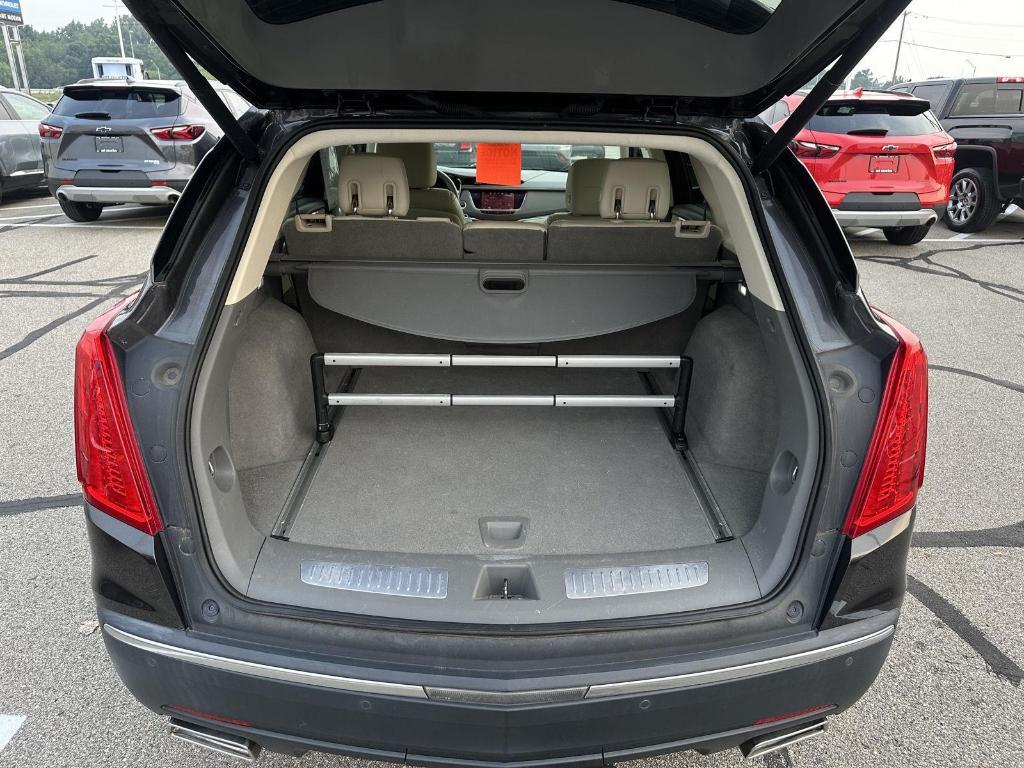 used 2017 Cadillac XT5 car, priced at $14,489