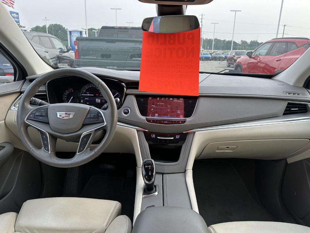 used 2017 Cadillac XT5 car, priced at $14,489