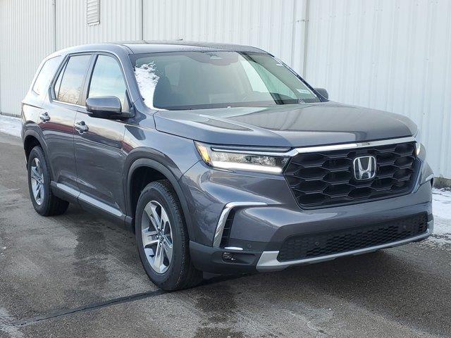 new 2025 Honda Pilot car, priced at $46,000