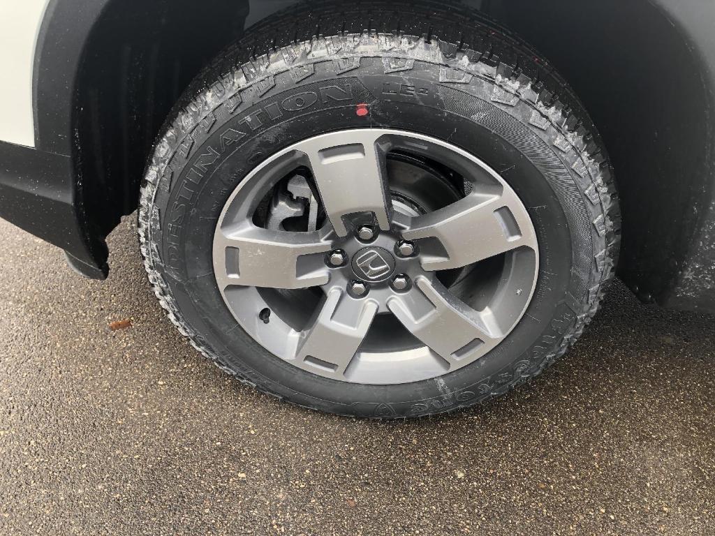 new 2025 Honda Ridgeline car, priced at $44,000