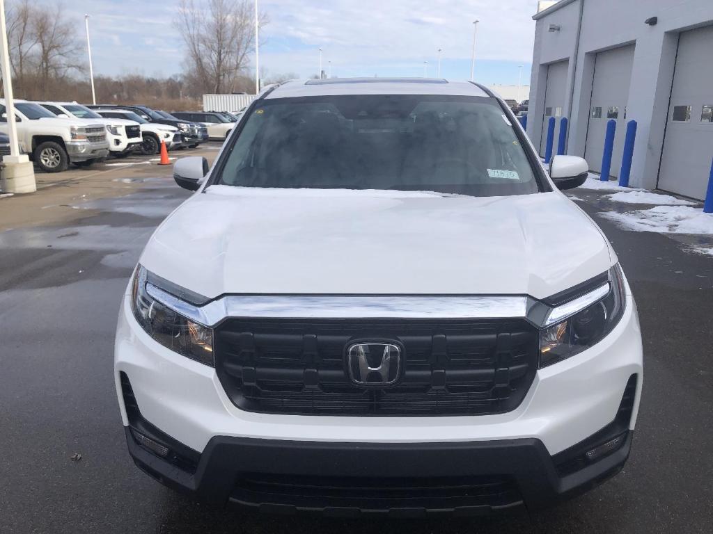 new 2025 Honda Ridgeline car, priced at $44,000