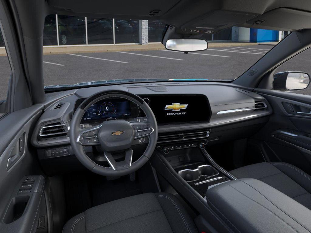 new 2025 Chevrolet Traverse car, priced at $48,630