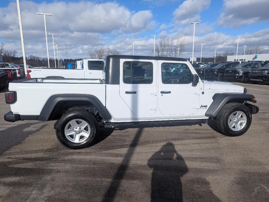 used 2023 Jeep Gladiator car, priced at $28,209