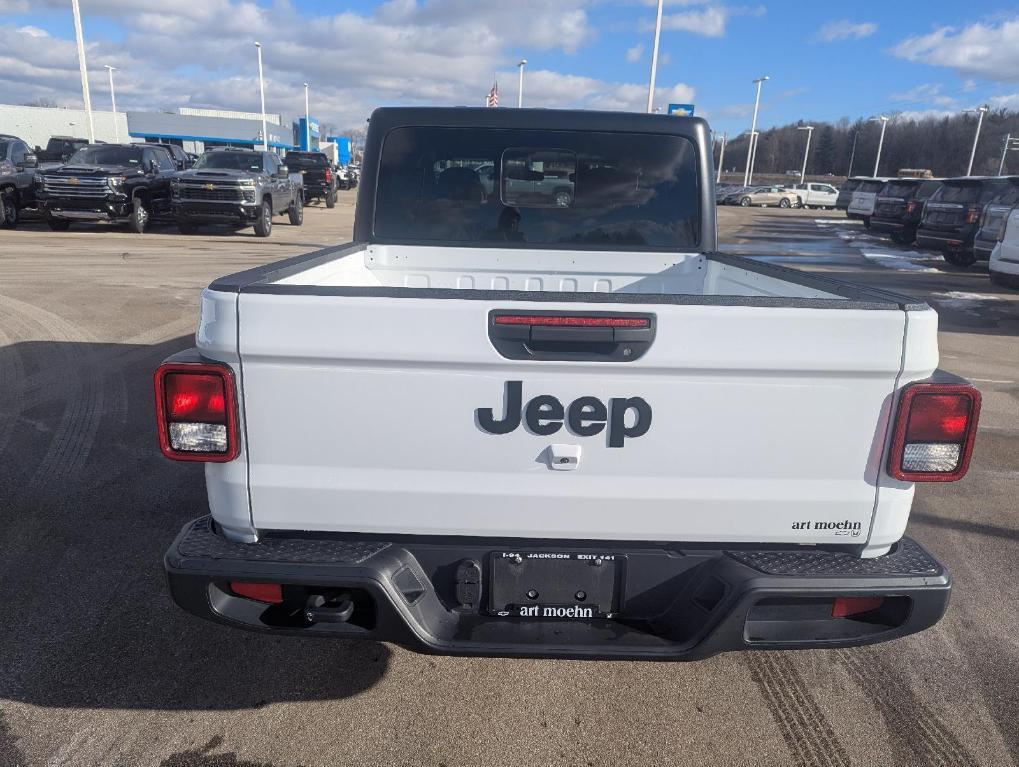 used 2023 Jeep Gladiator car, priced at $28,209