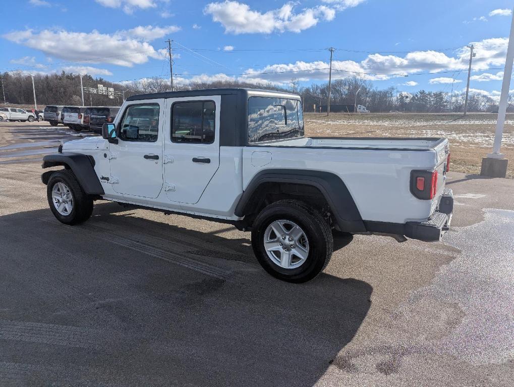 used 2023 Jeep Gladiator car, priced at $28,209