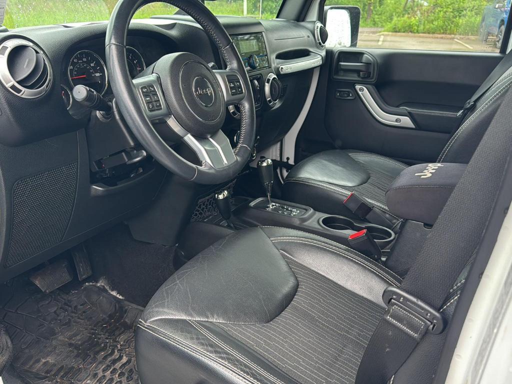 used 2015 Jeep Wrangler Unlimited car, priced at $18,529