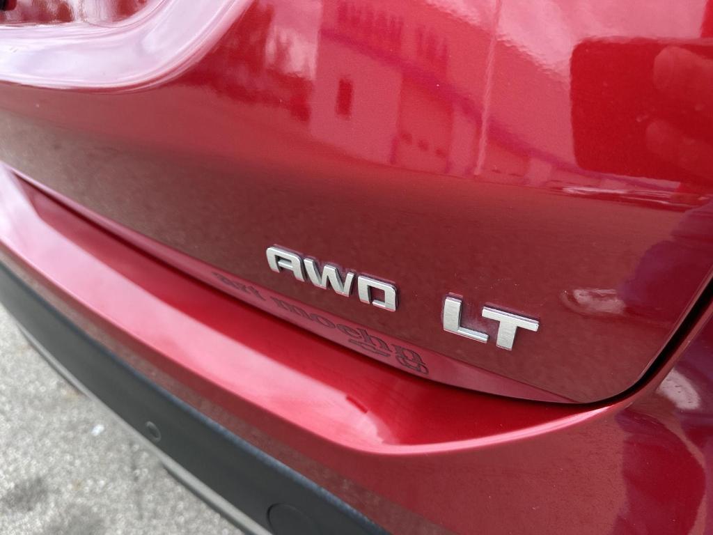 used 2023 Chevrolet Equinox car, priced at $22,439