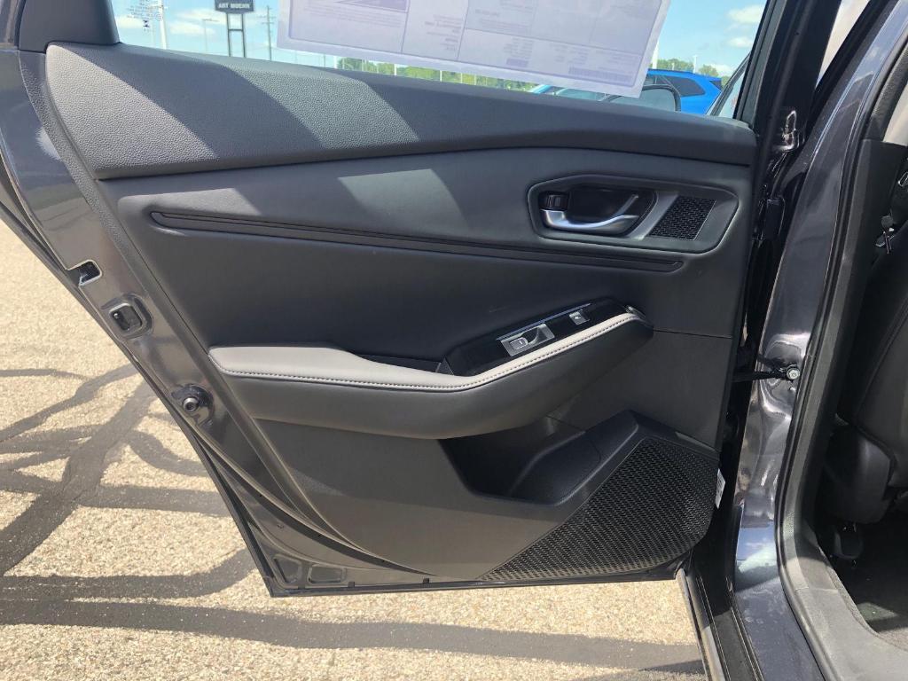 new 2025 Honda Accord Hybrid car