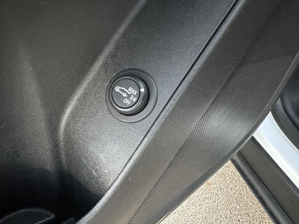 used 2020 Chevrolet Equinox car, priced at $14,989