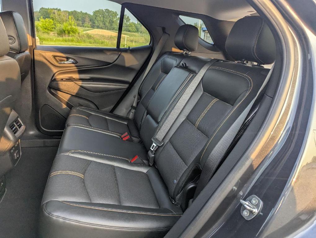 used 2022 Chevrolet Equinox car, priced at $24,549