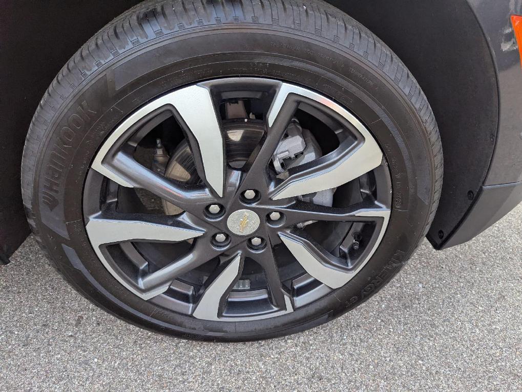 used 2022 Chevrolet Equinox car, priced at $24,549