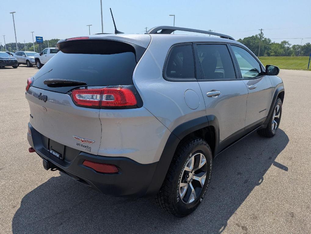 used 2018 Jeep Cherokee car, priced at $16,355