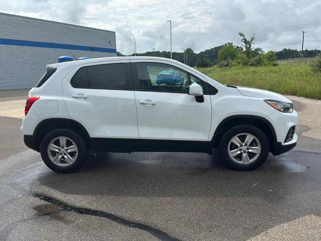 used 2022 Chevrolet Trax car, priced at $18,989