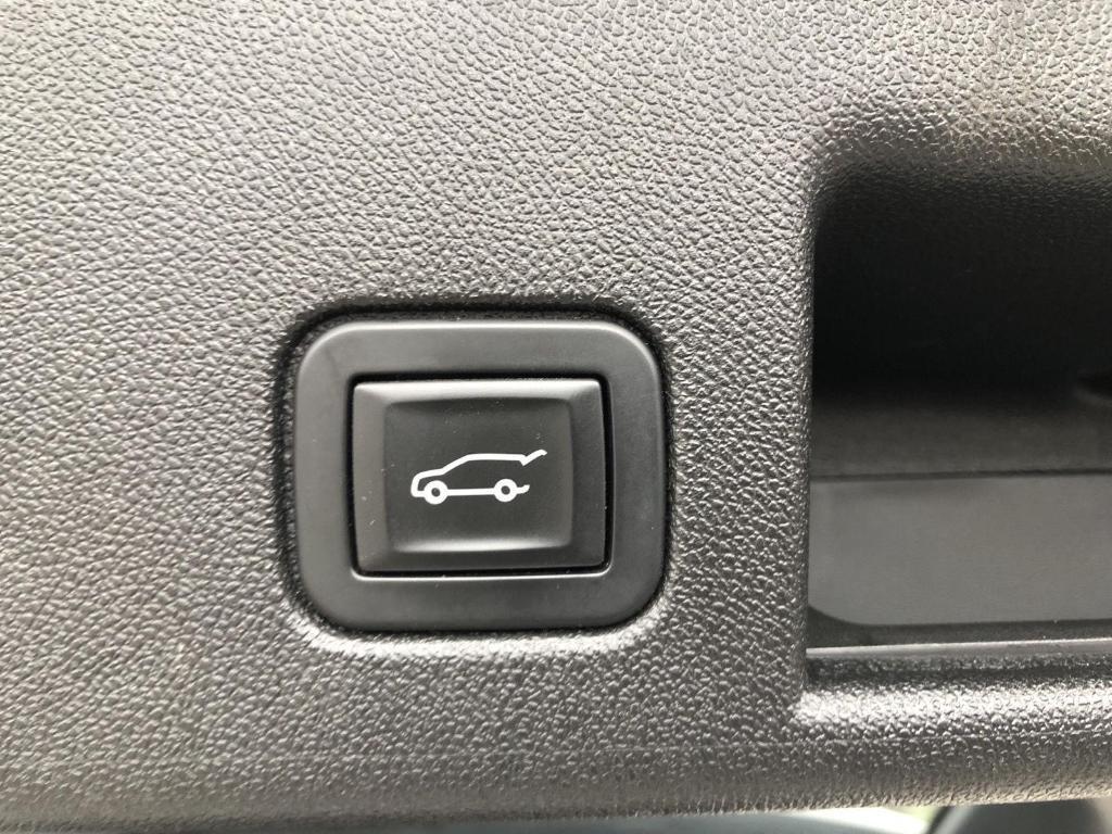 used 2018 Chevrolet Equinox car, priced at $11,989