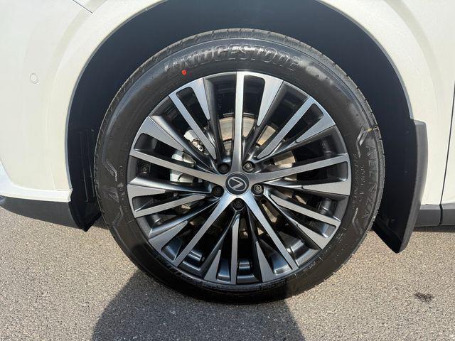 new 2026 Lexus RX 350 car, priced at $63,909