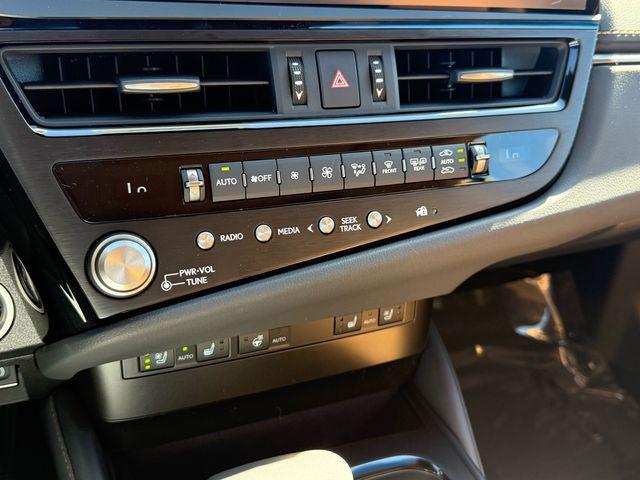 new 2025 Lexus ES 300h car, priced at $47,691
