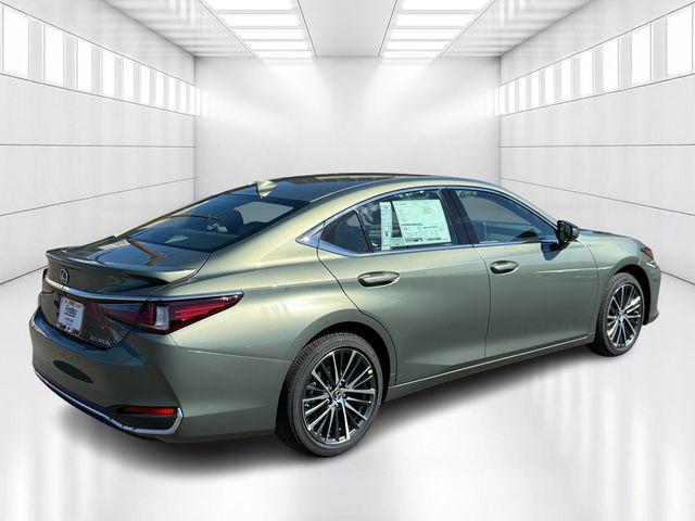 new 2025 Lexus ES 300h car, priced at $47,691