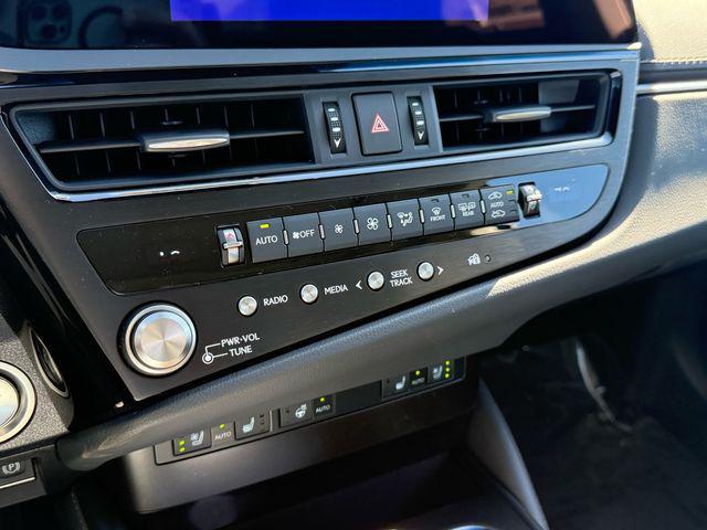 new 2025 Lexus ES 300h car, priced at $46,853