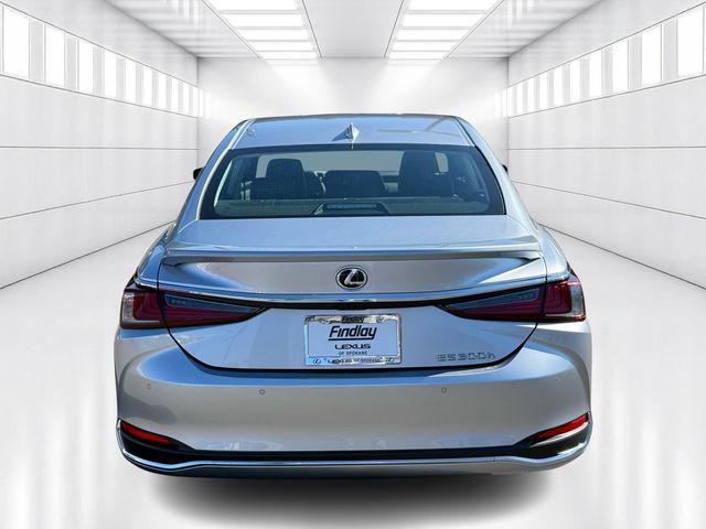 new 2025 Lexus ES 300h car, priced at $46,853