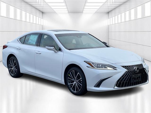 new 2025 Lexus ES 300h car, priced at $46,486