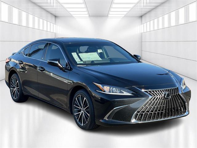 new 2025 Lexus ES 300h car, priced at $48,420