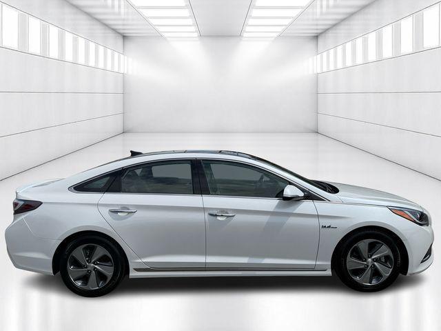 used 2016 Hyundai Sonata Hybrid car, priced at $13,999