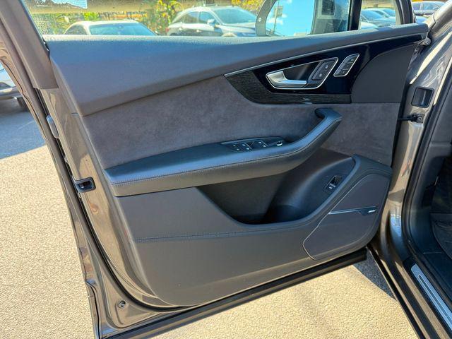 used 2019 Audi Q7 car, priced at $20,999
