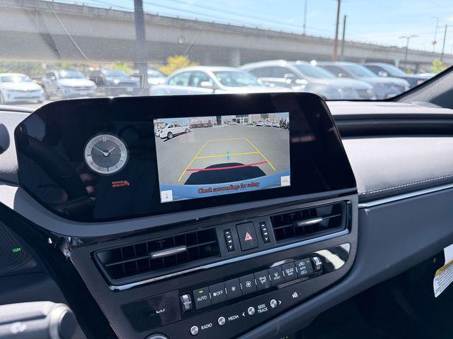 new 2025 Lexus ES 350 car, priced at $45,508