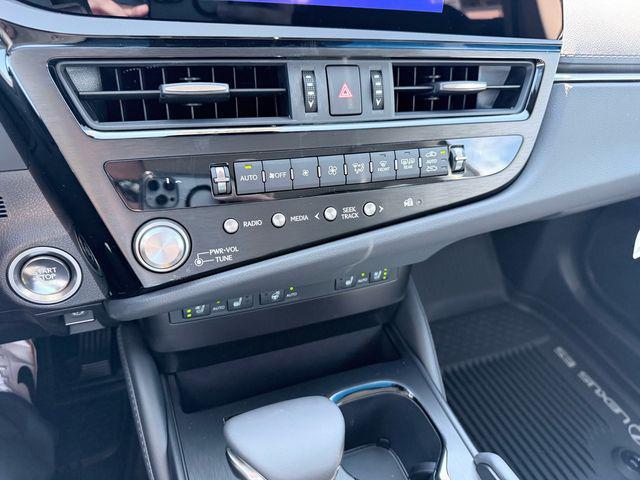 new 2025 Lexus ES 350 car, priced at $45,508